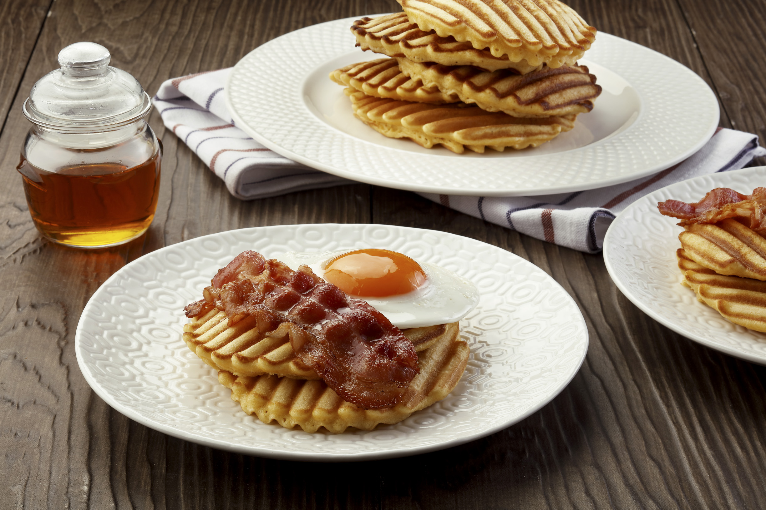 GRIDDLE PAN WAFFLES WITH BACON AND EGGS